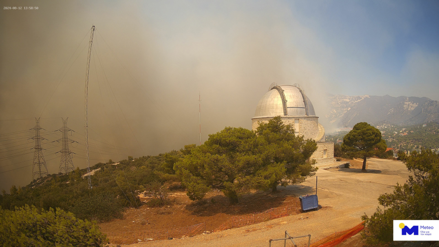 Φωτιά στην Αττική: Πέρασε ο κίνδυνος στο Αστεροσκοπείο, ασφαλείς οι εγκαταστάσεις