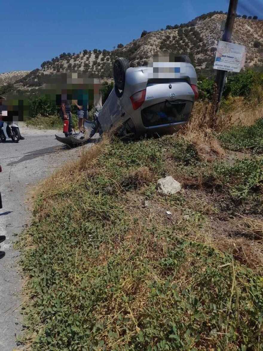 Ηράκλειο: Νέο τροχαίο στους Μαλάδες - Αναποδογύρισε όχημα 