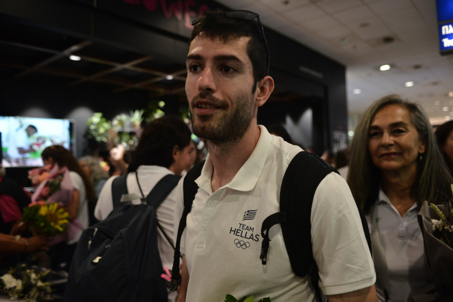 Ολυμπιακοί Αγώνες 2024: Επέστρεψε η Ολυμπιακή ομάδα - Τα φώτα σε Καραλή και Τεντόγλου - Δείτε βίντεο, φωτογραφίες 