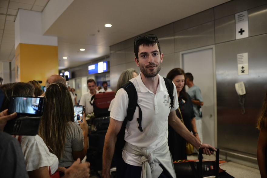 Ολυμπιακοί Αγώνες 2024: Επέστρεψε η Ολυμπιακή ομάδα - Τα φώτα σε Καραλή και Τεντόγλου - Δείτε βίντεο, φωτογραφίες 