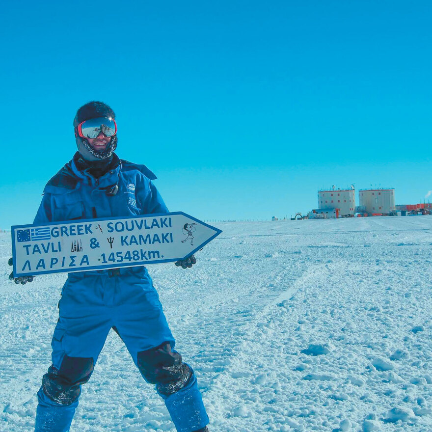 Ο γιατρός των αστροναυτών είναι Έλληνας - Ζει στη Γη, εργάζεται στη... Σελήνη