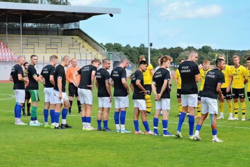 Γ..ώ τον καρκίνο - Οι παίκτες της Κάλμαρ AIK FK ξύρισαν τα κεφάλια τους για τον αρχηγό τους - Δείτε βίντεο