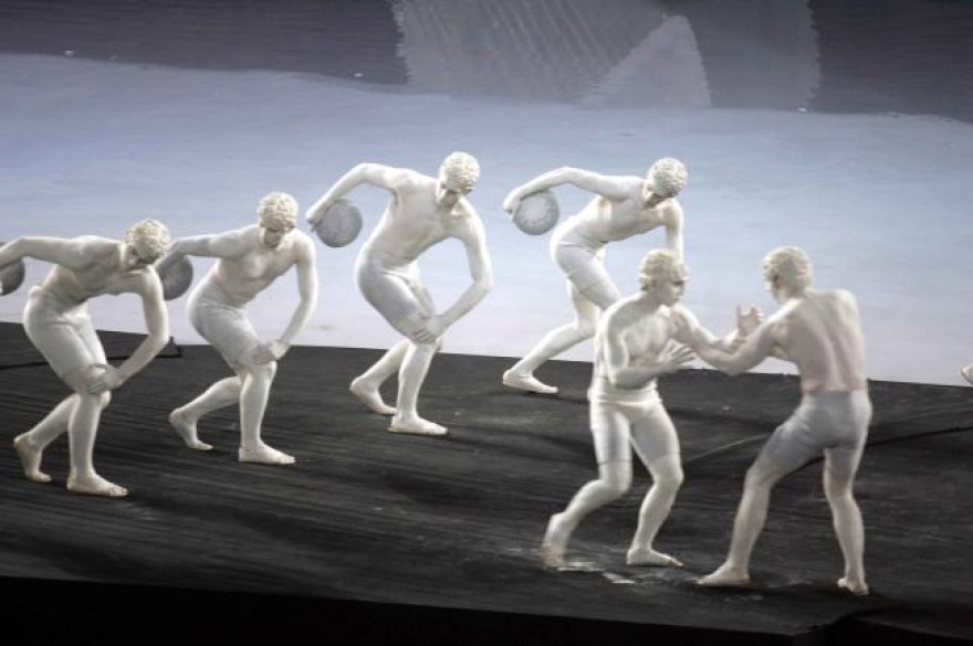 Μπορεί το Παρίσι να κερδίσει το παιχνίδι; -  Ποιοι αναπολούν την αξεπέραστη τελετή της Αθήνας 2004