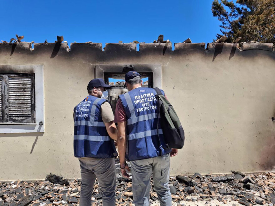 Φωτιά στην Αττική: Με 20 συνεργεία μηχανικών οι αυτοψίες στις πυρόπληκτες περιοχές - Στόχος να ανοίξει η πλατφόρμα αρωγής «το συντομότερο δυνατόν»