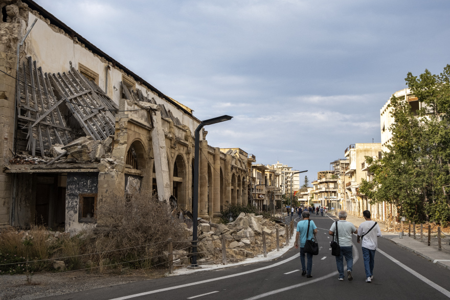  Αμμόχωστος: Ανοιχτή πληγή η πόλη - φάντασμα 50 χρόνια μετά την εισβολή του Αττίλα 2