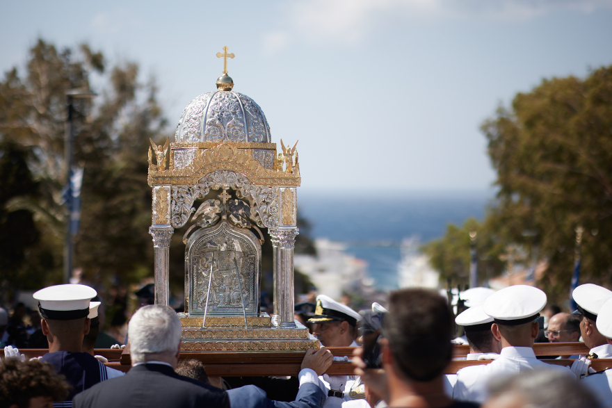 Ο εορτασμός του Δεκαπενταύγουστου στην Ελλάδα - Βίντεο και φωτογραφίες 