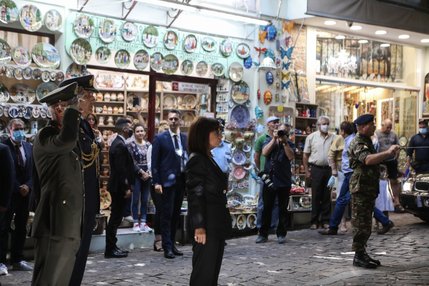 Ο εορτασμός του Δεκαπενταύγουστου στην Ελλάδα - Βίντεο και φωτογραφίες 