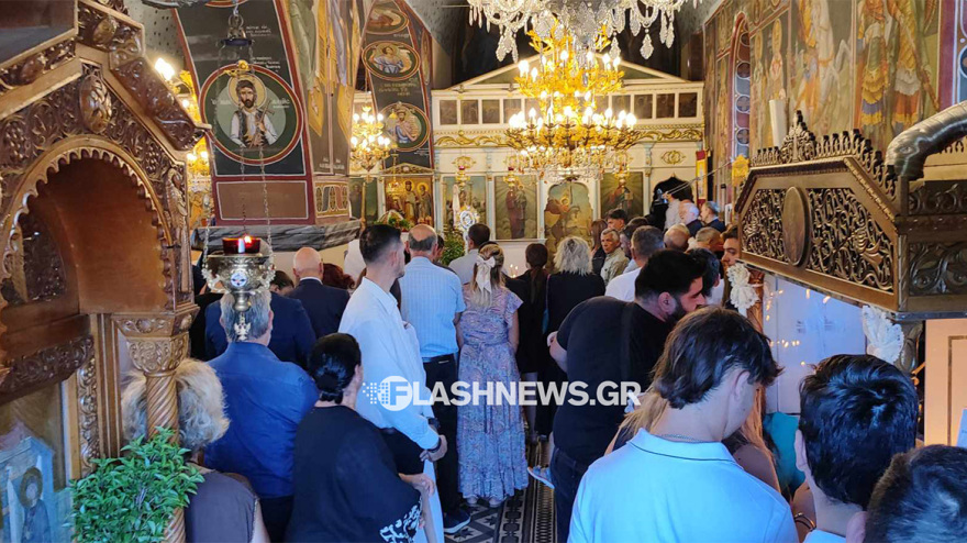 Στα Χανιά για τον Δεκαπενταύγουστο ο Κυριάκος Μητσοτάκης - Παρακολούθησε τη Θεία Λειτουργία