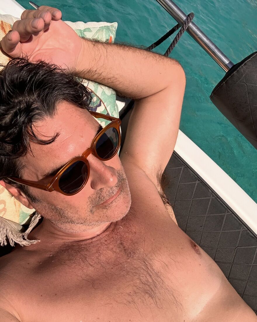 Χριστόφορος Παπακαλιάτης: Το φωτογραφικό άλμπουμ του από τις διακοπές στους Παξούς