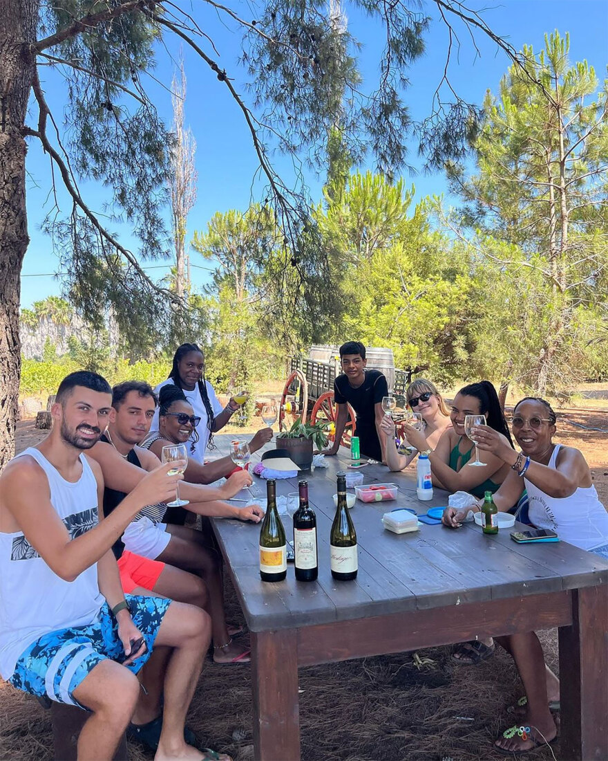 Φωτογραφίες: Με την οικογένεια του στον Πύργο Ηλείας ο Εμαννουήλ Καραλής 