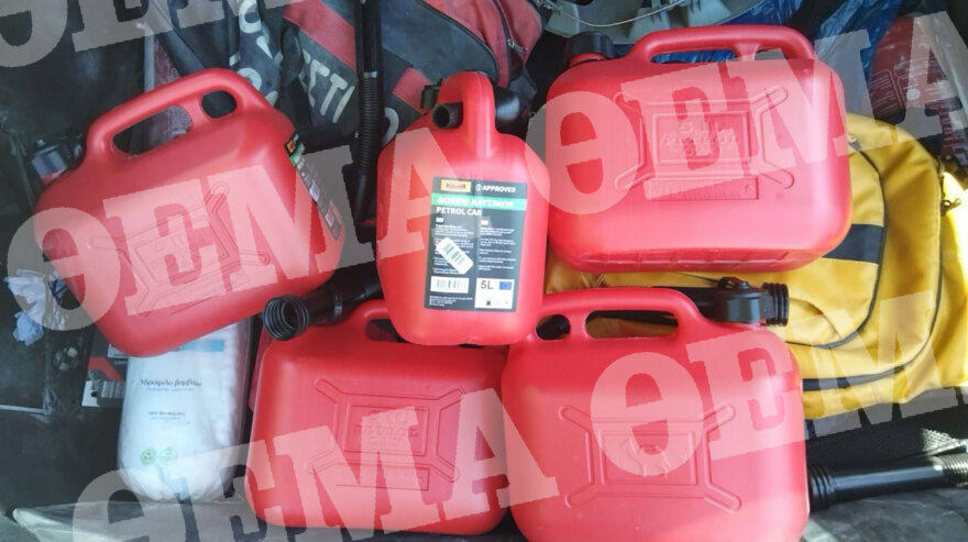 Γλυκά Νερά: Φωτογραφίες ντοκουμέντα από τη δράση του 80χρονου που φέρεται να έβαλε τέσσερις φωτιές