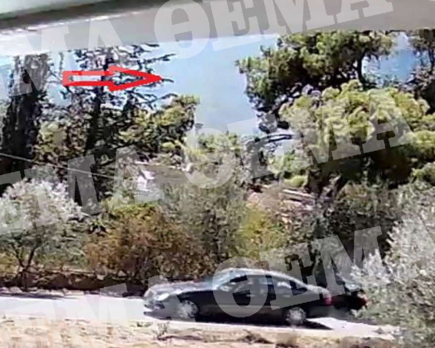 Γλυκά Νερά: Φωτογραφίες ντοκουμέντα από τη δράση του 80χρονου που φέρεται να έβαλε τέσσερις φωτιές