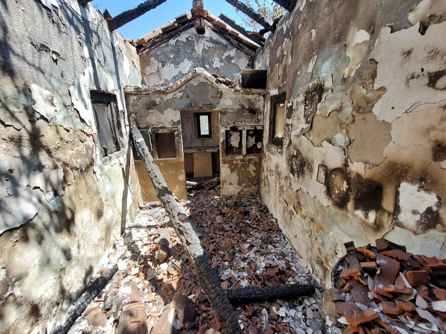 Υπουργείο Πολιτισμού: Ολοκληρώθηκαν οι αυτοψίες σε μνημεία και αρχαιολογικούς χώρους μετά τη φωτιά στην Αττική 