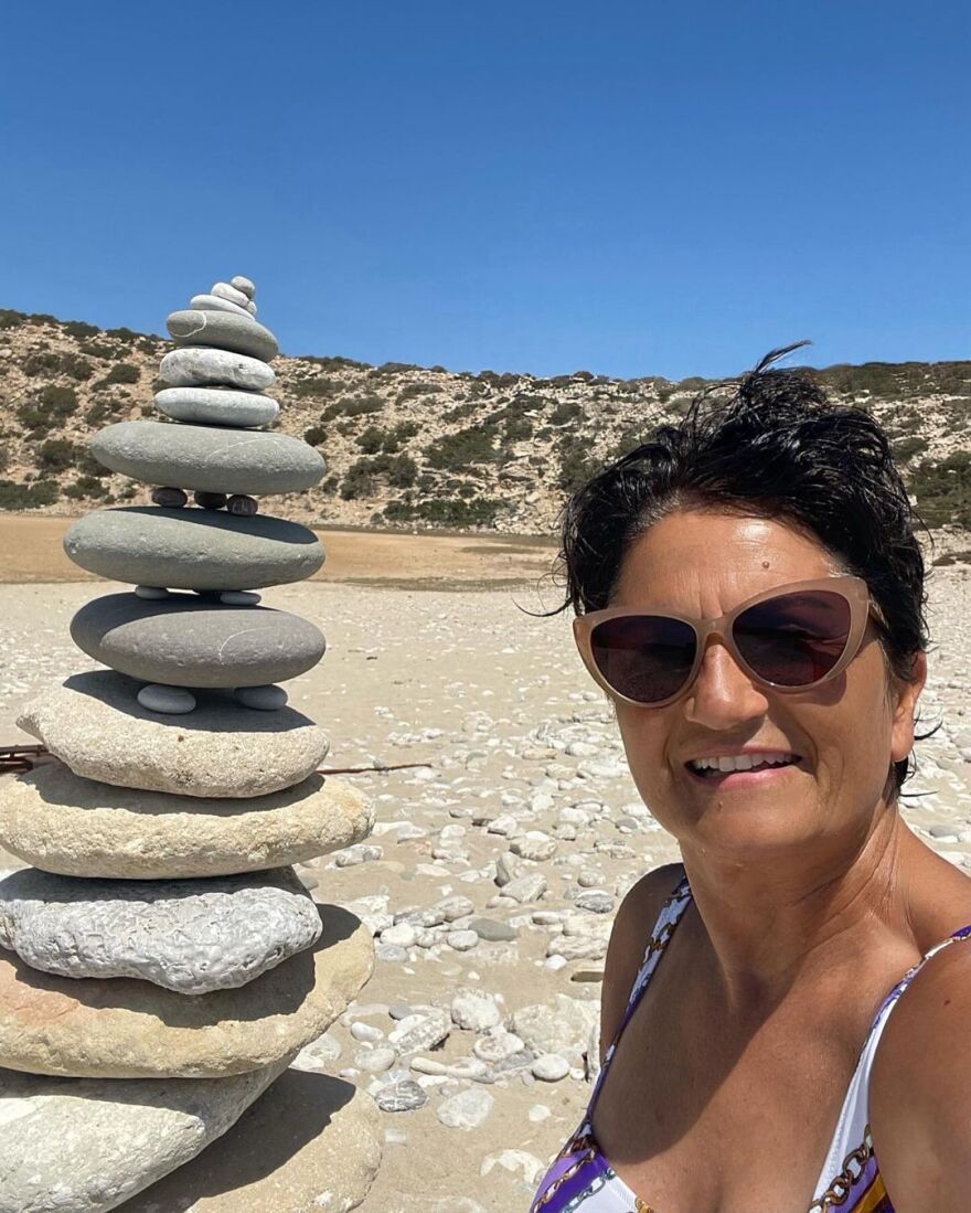 Άλκηστις Πρωτοψάλτη: Όμορφες στιγμές, ξέγνοιαστες, ανεξίτηλες, γράφει από τη Γαύδο