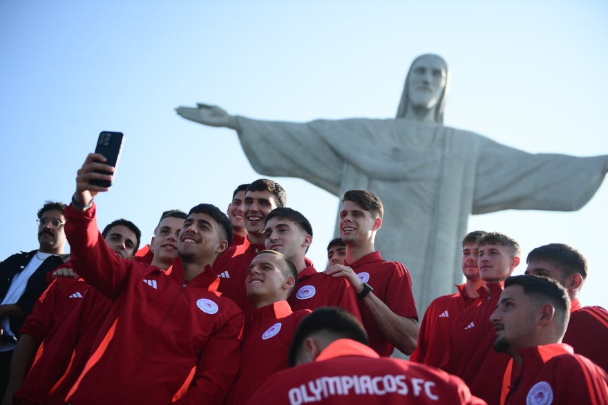 Ολυμπιακός: Η επίσκεψη της ομάδας Νέων στο Άγαλμα του Χριστού Λυτρωτή  στο Ρίο Ντε Τζανέιρο -  Βίντεο, φωτογραφίες 
