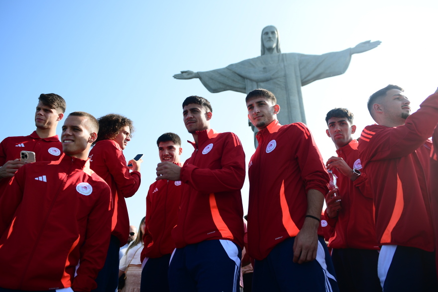 Ολυμπιακός: Η επίσκεψη της ομάδας Νέων στο Άγαλμα του Χριστού Λυτρωτή  στο Ρίο Ντε Τζανέιρο -  Βίντεο, φωτογραφίες 