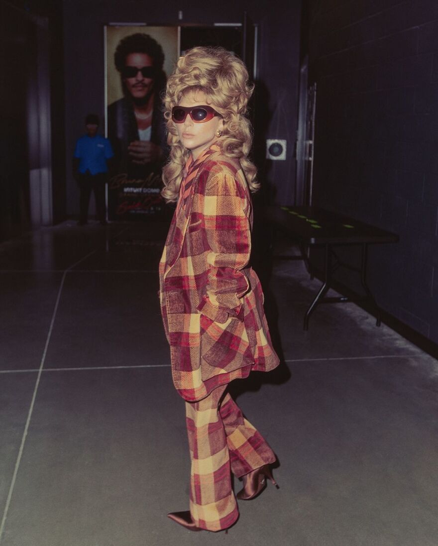 Lady Gaga για τη συνεργασία της με τον Μπρούνο Μαρς: Είμαι ευγνώμων 