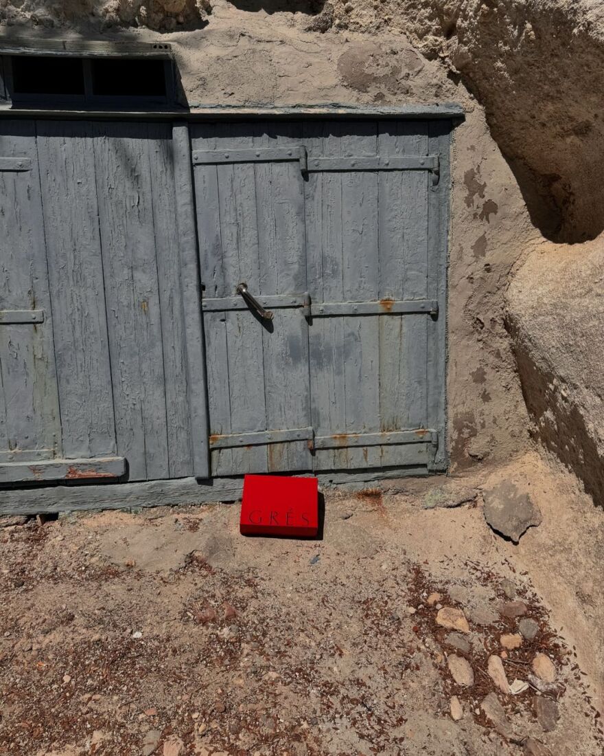 Ηλιάνα Παπαγεωργίου: Στην Κίμωλο το μοντέλο - Τα νέα καλοκαιρινά στιγμιότυπα