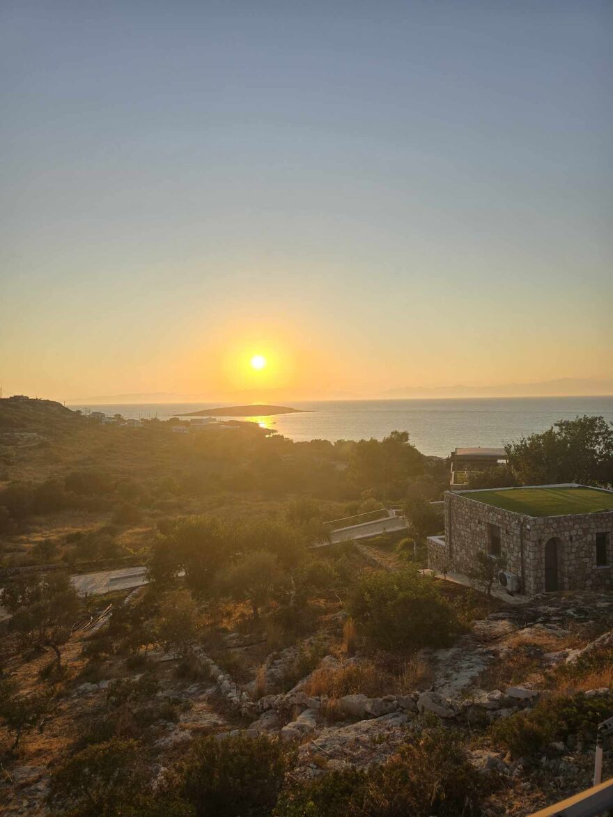 Ελαφόνησος, το νησί με τους φανατικούς επισκέπτες και repeaters