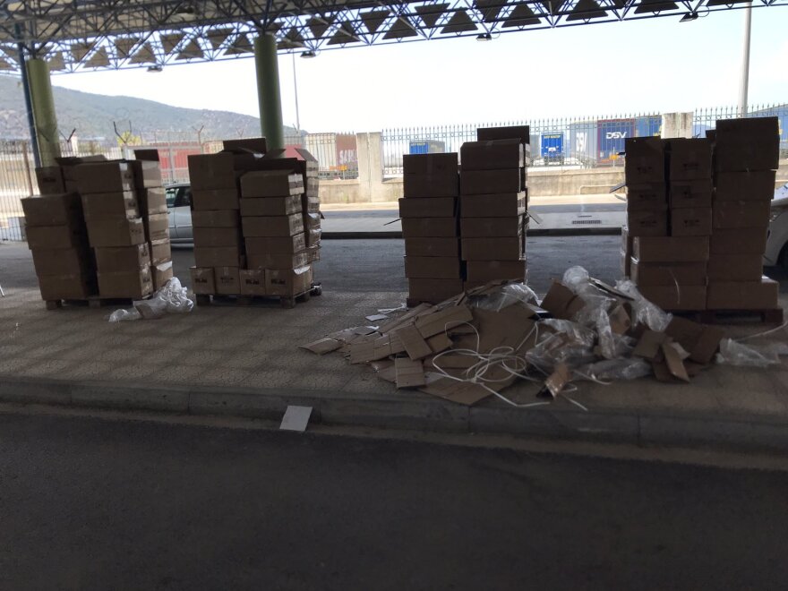 Ηγουμενίτσα: Παραποιημένα προϊόντα βρέθηκαν σε φορτηγό