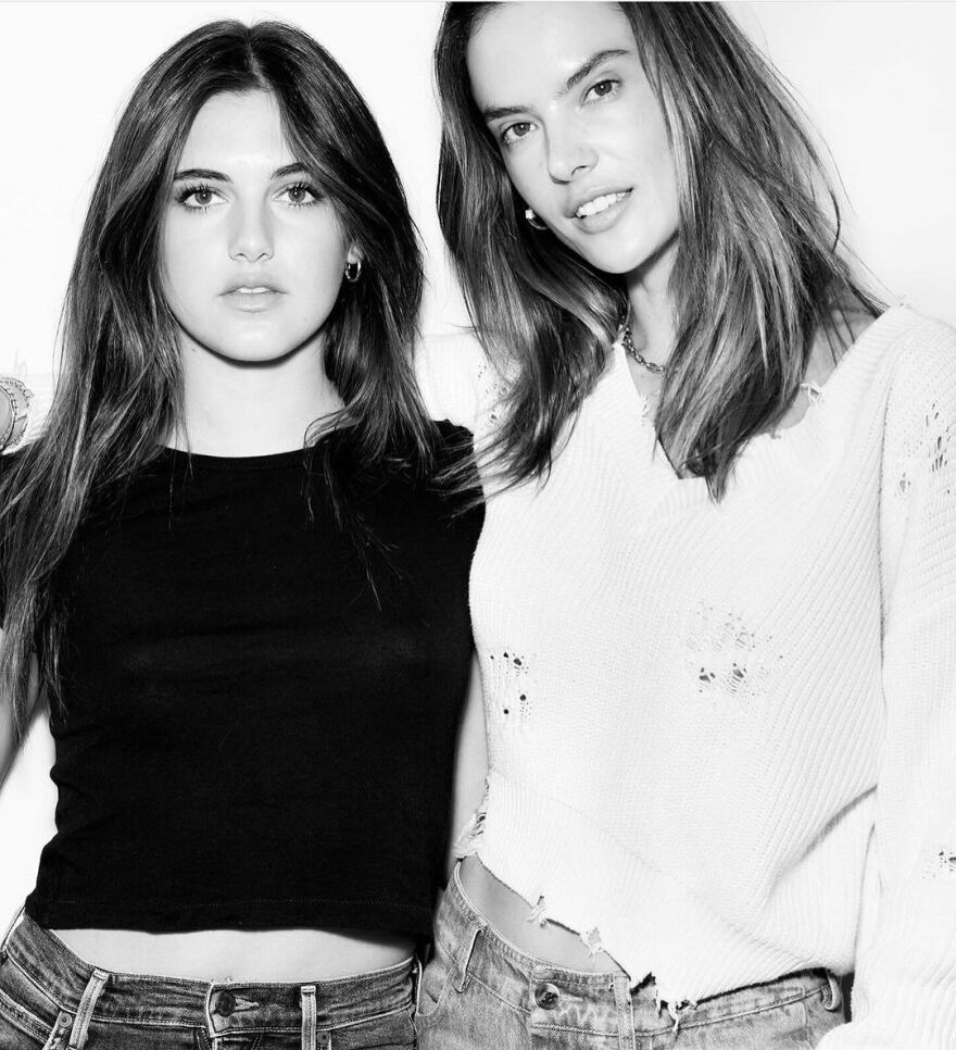 Αλεσάντρα Αμπρόσιο: Η ανάρτηση για τα 16α γενέθλια της κόρης της - Σ' αγαπώ περισσότερο απ' όσο μπορούν να εκφράσουν οι λέξεις