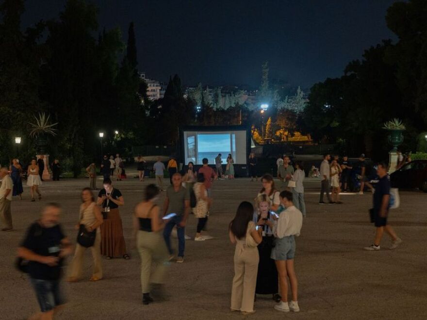 Art Athina 2024: Πυρετώδεις προετοιμασίες για την έναρξη της μεγαλύτερης ελληνικής εικαστικής διοργάνωσης