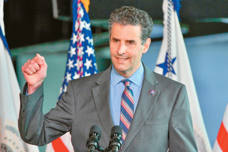 Εκλογές ΗΠΑ: Κάμαλα Χάρις και Ντόναλντ Τραμπ «σφάζονται» για δύο Έλληνες