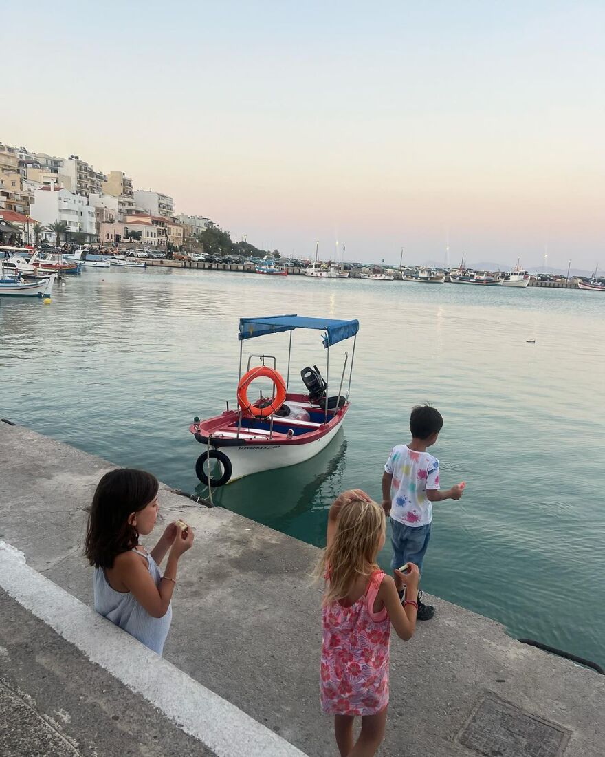 Κατερίνα Παπουτσάκη: Τα νέα στιγμιότυπα από τις διακοπές της στη Σητεία 