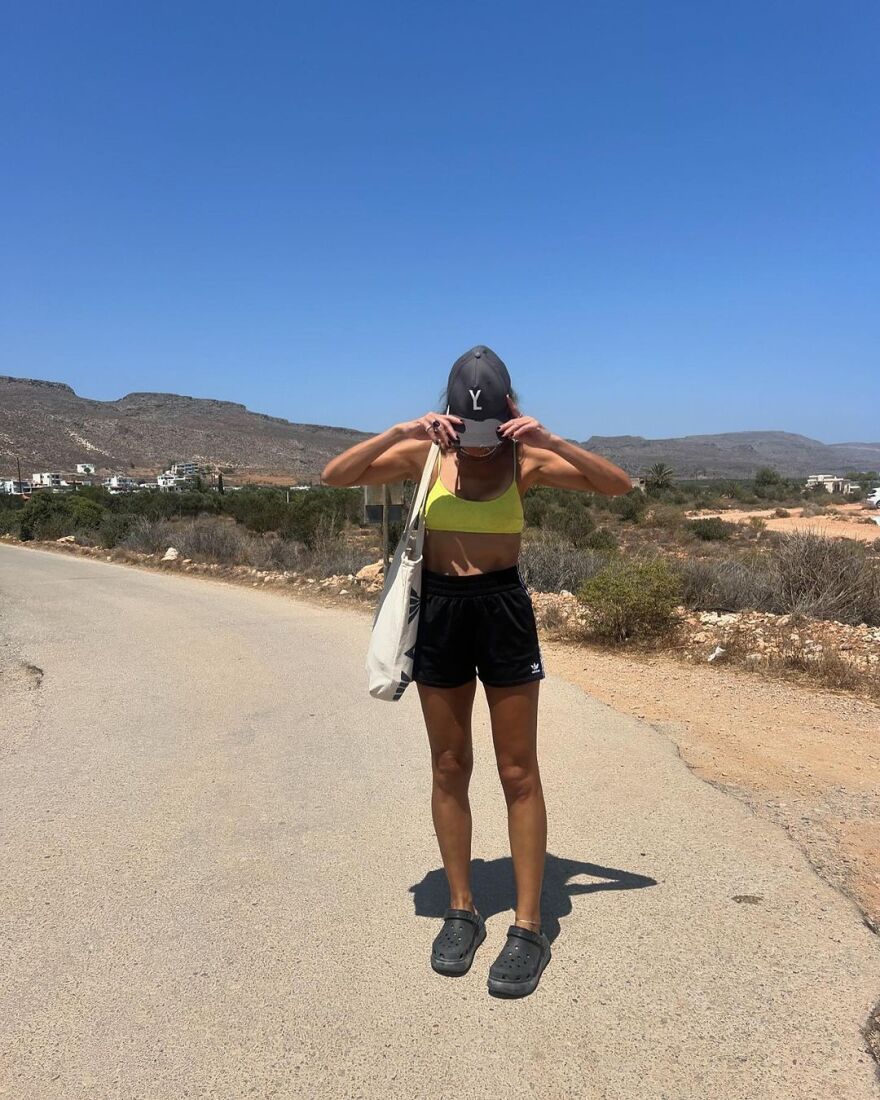 Κατερίνα Παπουτσάκη: Τα νέα στιγμιότυπα από τις διακοπές της στη Σητεία 