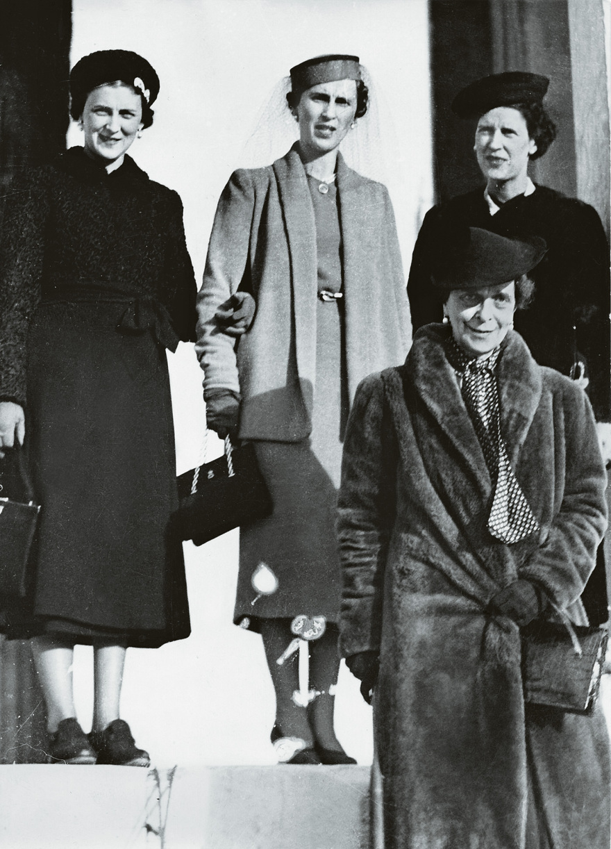 Το ημερολόγιο  της πριγκίπισσας Ελένης: Η Αθήνα της Κατοχής με τα μάτια της τελευταίας των Ρομανόφ