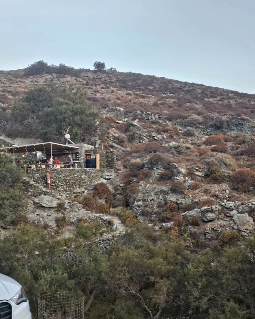 Νατάσσα Μποφίλιου: Μέσα σε λίγες μέρες ζήσαμε έναν αιώνιο Αύγουστο, γράφει σε ανάρτηση από τις διακοπές της