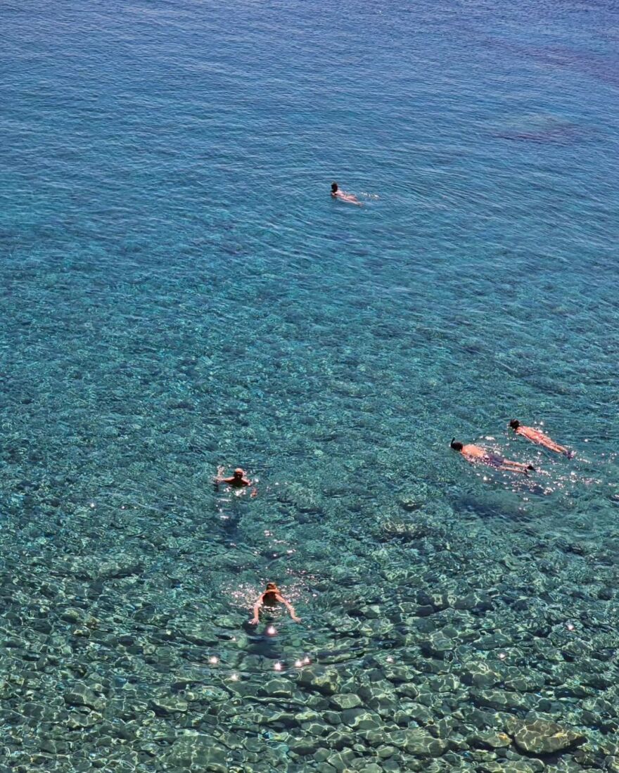 Νατάσσα Μποφίλιου: Μέσα σε λίγες μέρες ζήσαμε έναν αιώνιο Αύγουστο, γράφει σε ανάρτηση από τις διακοπές της