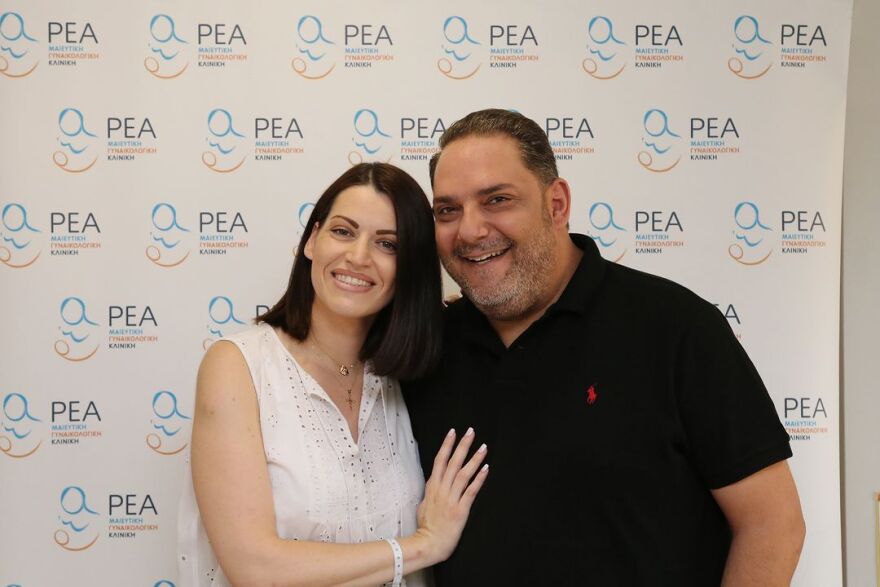 Στέλιος Διονυσίου: Έγινε ξανά πατέρας - Η σύντροφος του Αγνή Καλουμένου έφερε στον κόσμο τις δίδυμες κόρες τους