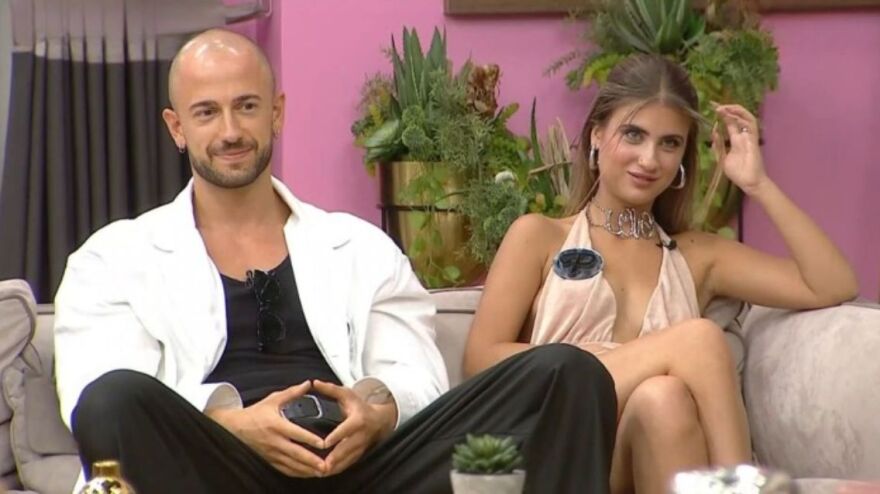 Ο Λάμπρος στο Open, η Ρέβη στον ΣΚΑΪ και το «φως» της Φωτεινής