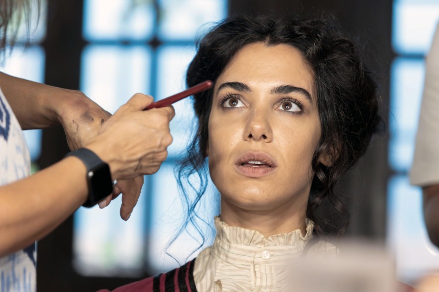 Η Μάγισσα - Φλεγόμενη Καρδιά: Δείτε φωτογραφίες από τα γυρίσματα της νέας σειράς