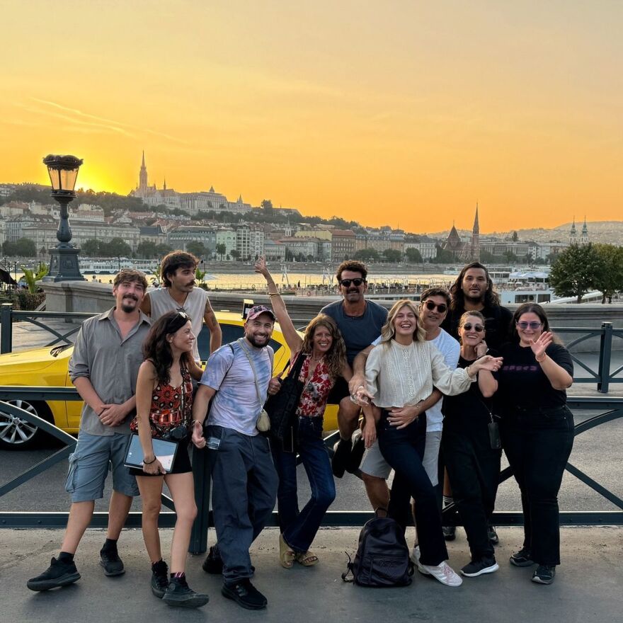 Maestro: Τα στιγμιότυπα του Χριστόφορου Παπακαλιάτη από τα γυρίσματα στη Βουδαπέστη