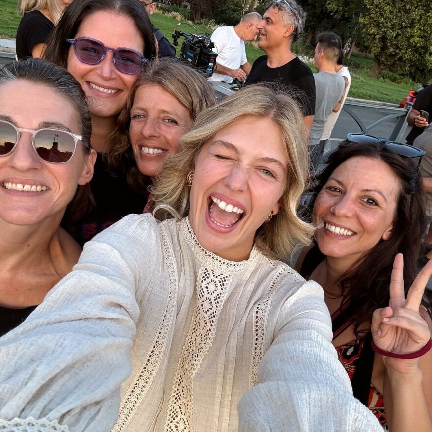 Maestro: Τα στιγμιότυπα του Χριστόφορου Παπακαλιάτη από τα γυρίσματα στη Βουδαπέστη