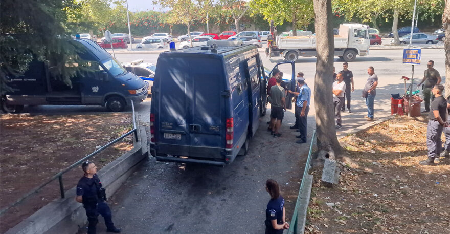 Θεσσαλονίκη: Στα δικαστήρια οι 11 συλληφθέντες από την κατάληψη Libertatia