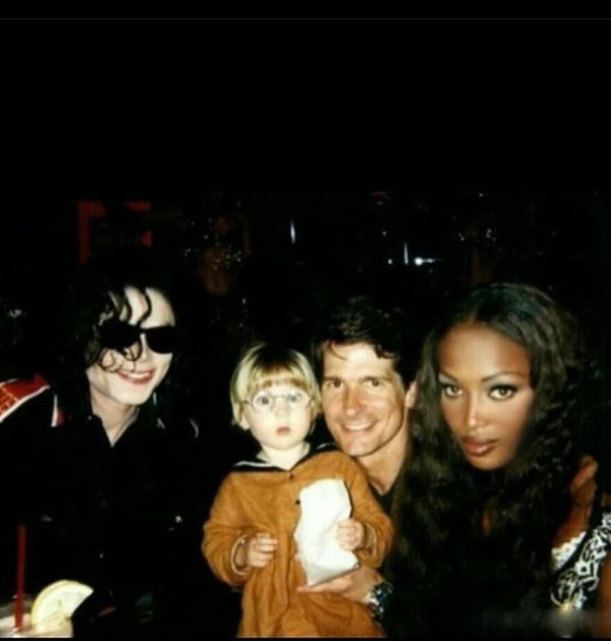 Ναόμι Κάμπελ για την επέτειο των γενεθλίων του Μάικλ Τζάκσον: Για πάντα στις καρδιές μας 