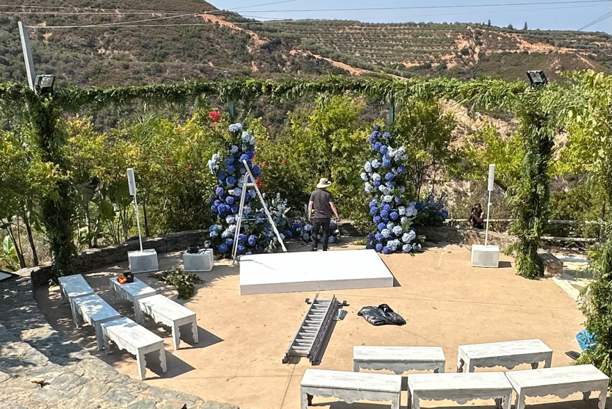 Χανιά: Δύο προσαγωγές για χρήση drone στον γάμο Κασσελάκη