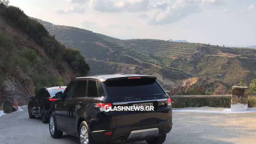 Χανιά: Δύο προσαγωγές για χρήση drone στον γάμο Κασσελάκη