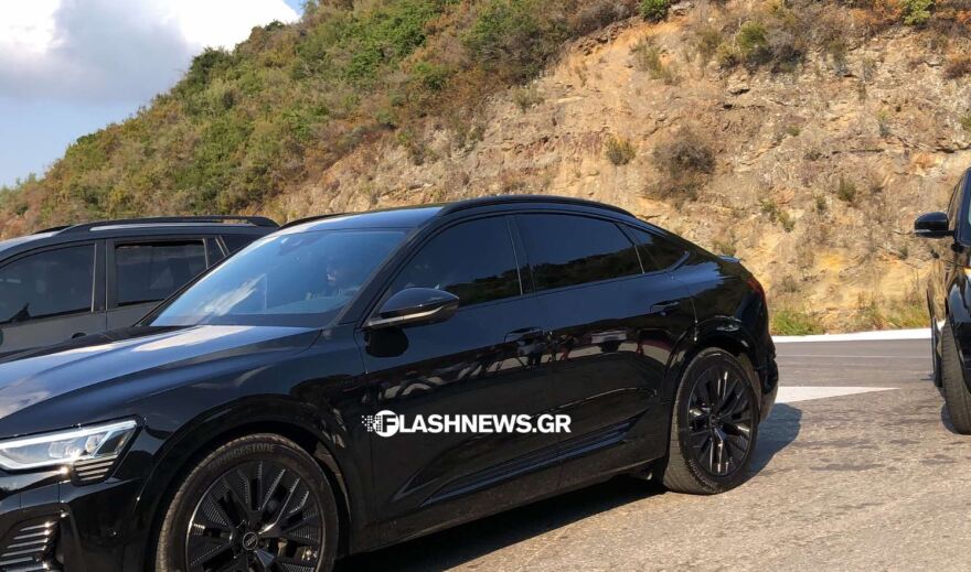 Χανιά: Δύο προσαγωγές για χρήση drone στον γάμο Κασσελάκη