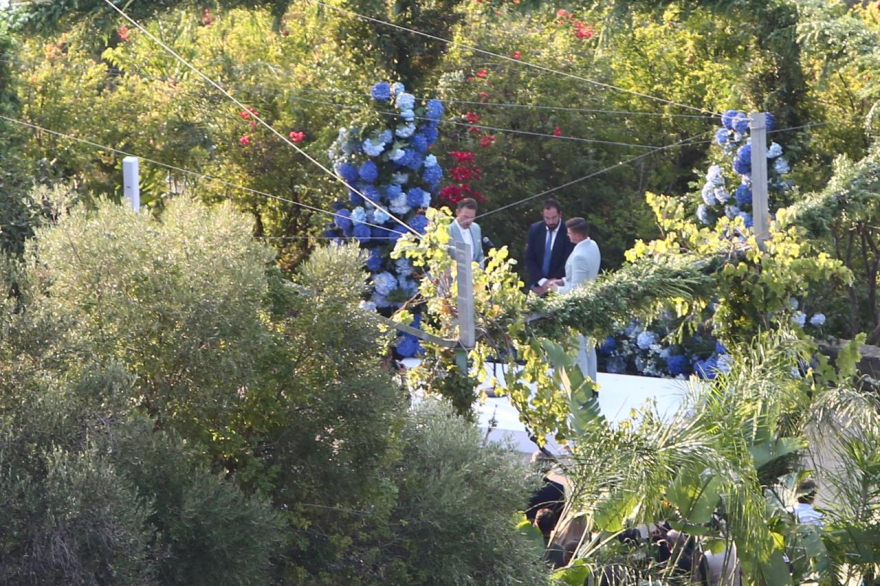 Στέφανος Κασσελάκης - Τάιλερ Μακμπέθ: Παντρεύτηκαν στον Βοτανικό Κήπο των Χανίων, δείτε βίντεο και φωτογραφίες