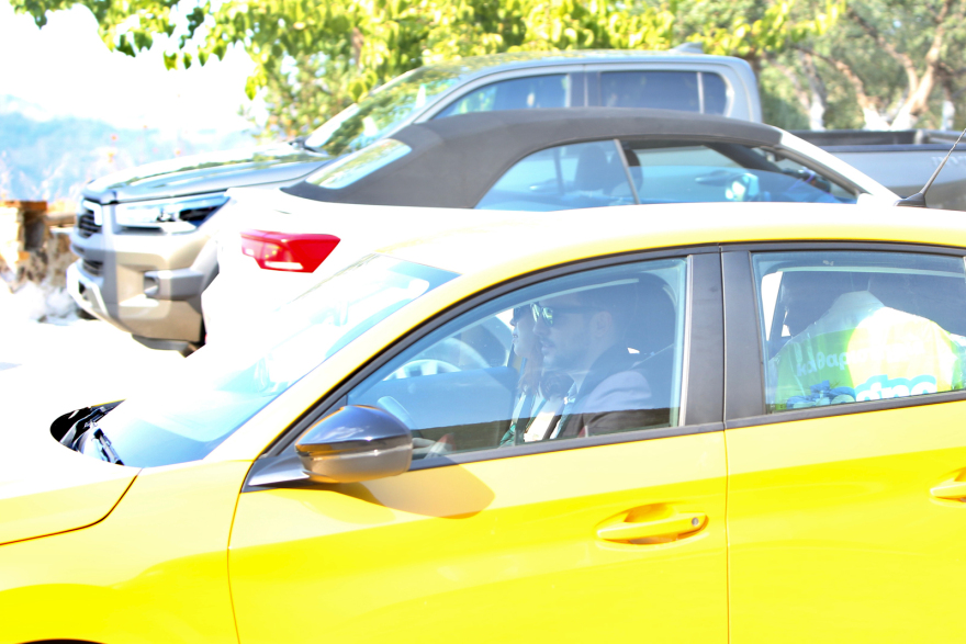 Χανιά: Δύο προσαγωγές για χρήση drone στον γάμο Κασσελάκη