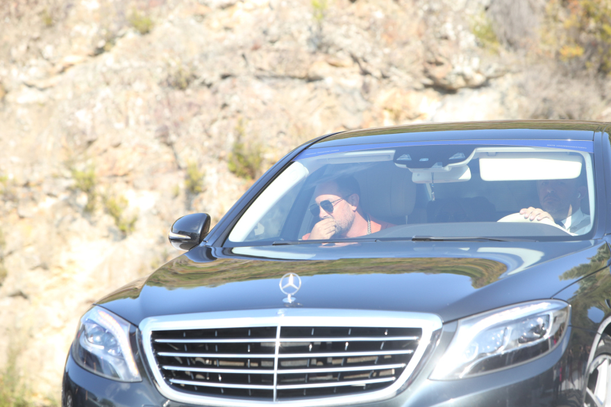 Χανιά: Δύο προσαγωγές για χρήση drone στον γάμο Κασσελάκη