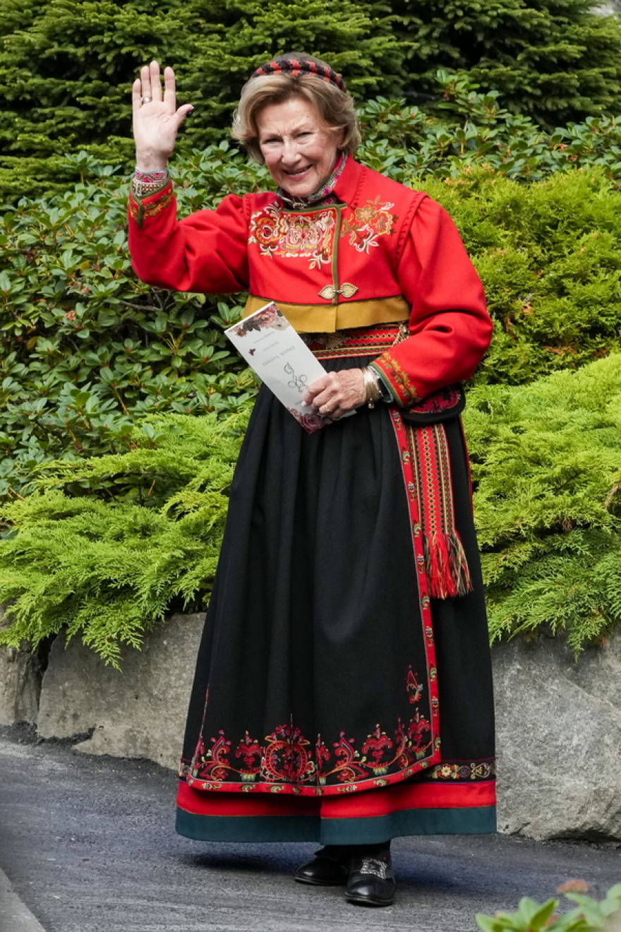 Νορβηγία: Με βασιλείς και influencer ο γάμος της πριγκίπισσας Μάρθα Λούιζας και του σαμάνου φίλου της