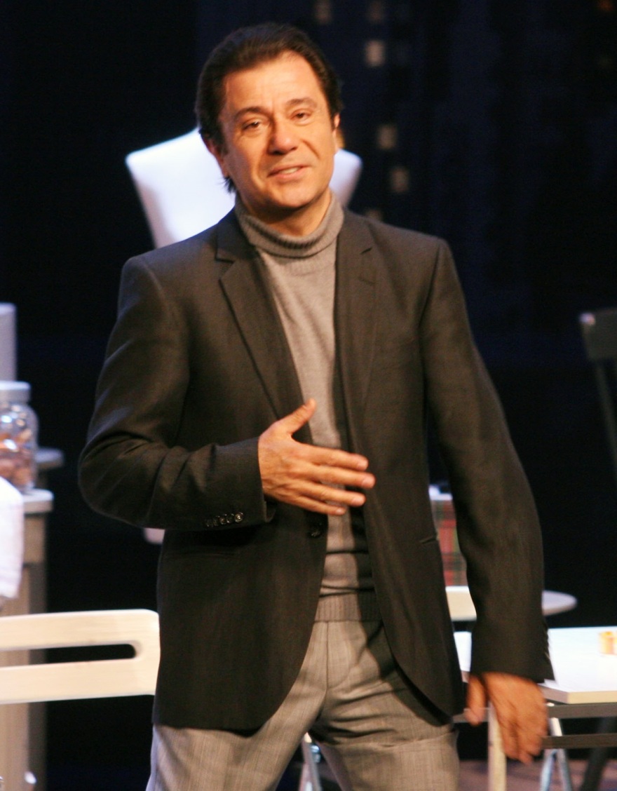 Δάνης Κατρανίδης: Ο καλλιτεχνικός χώρος αποχαιρετά τον ηθοποιό - Οι δημοσιεύσεις στα μέσα κοινωνικής δικτύωσης