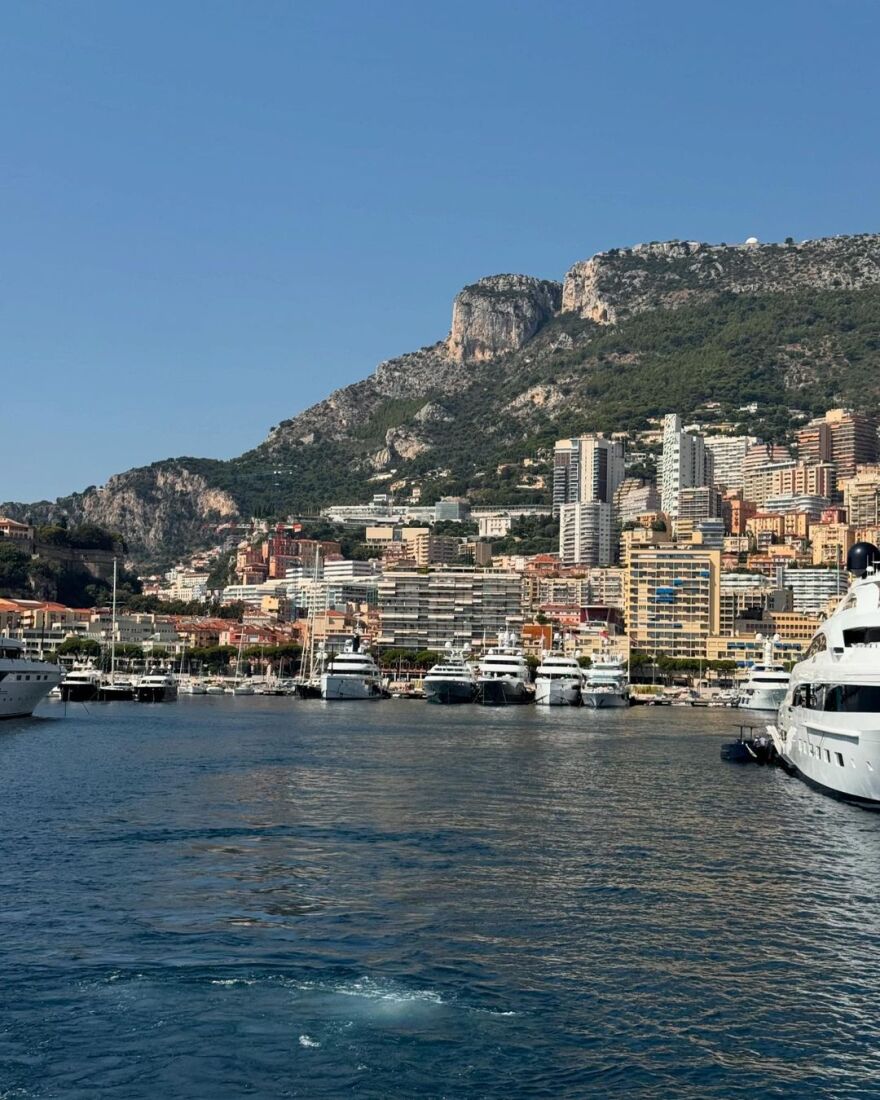 Τζορτζίνα Ροντρίγκεζ: Οι φωτογραφίες της από το Μόντε Κάρλο και το «σ' αγαπώ» στον Κριστιάνο Ρονάλντο 