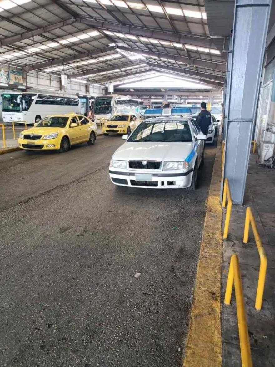 Εντατικοί έλεγχοι της ΕΛ.ΑΣ. στα ΚΤΕΛ Κηφισού - Ταξί χωρίς άδεια και χωρίς… ταξίμετρο