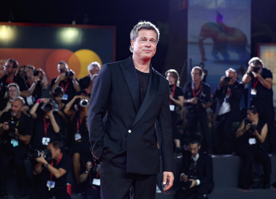 Μπραντ Πιτ: Θέμα συζήτησης στα social media το λίφτινγκ που λέγεται πως έκανε